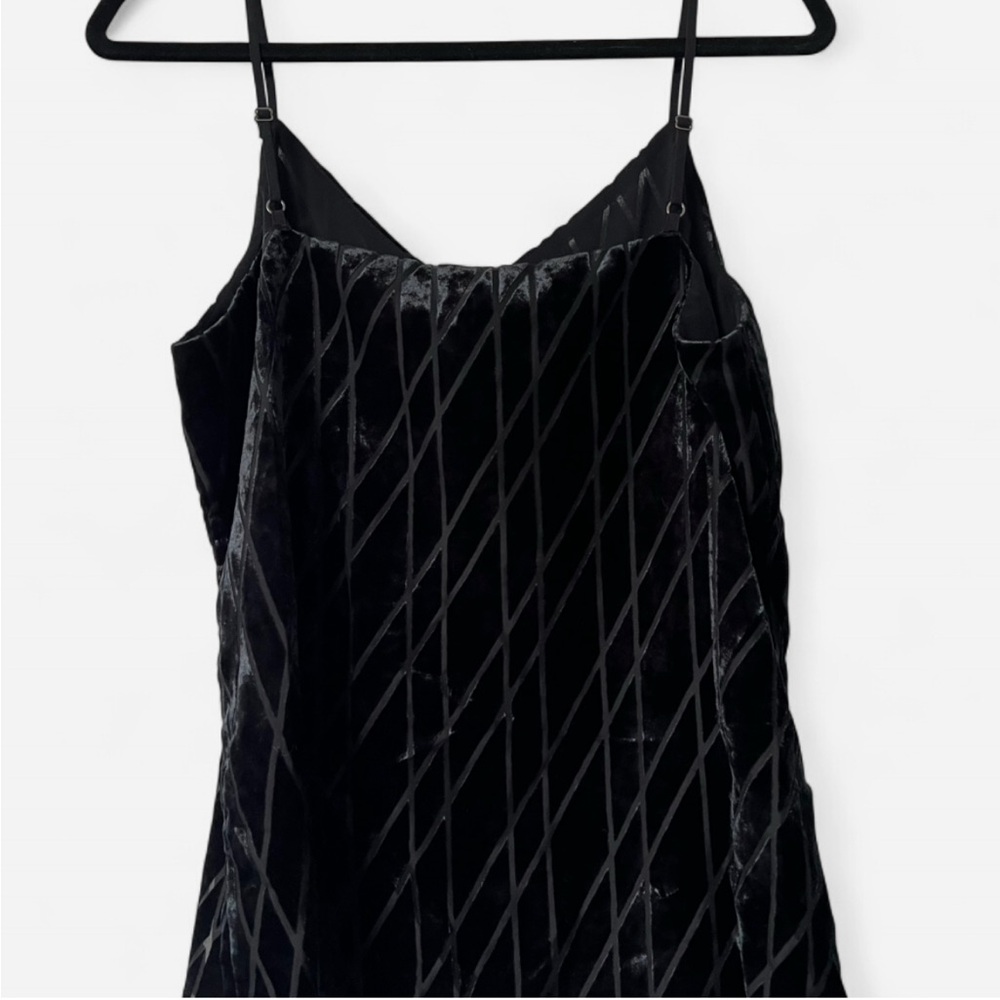 Ann Taylor Black Velvet Diamond-Texture Tank Size M Elegant Layering Top - Picture 3 of 9